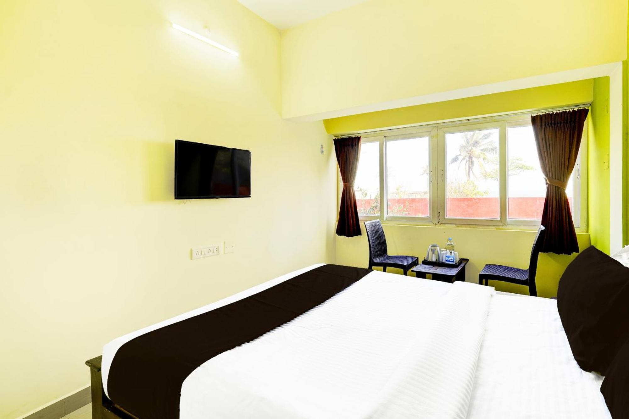 Super Collection O Nibav Beach View Chennai Ngoại thất bức ảnh